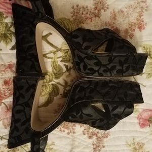 ellemenno Rare Vintage 90s Platform Heels, 9M